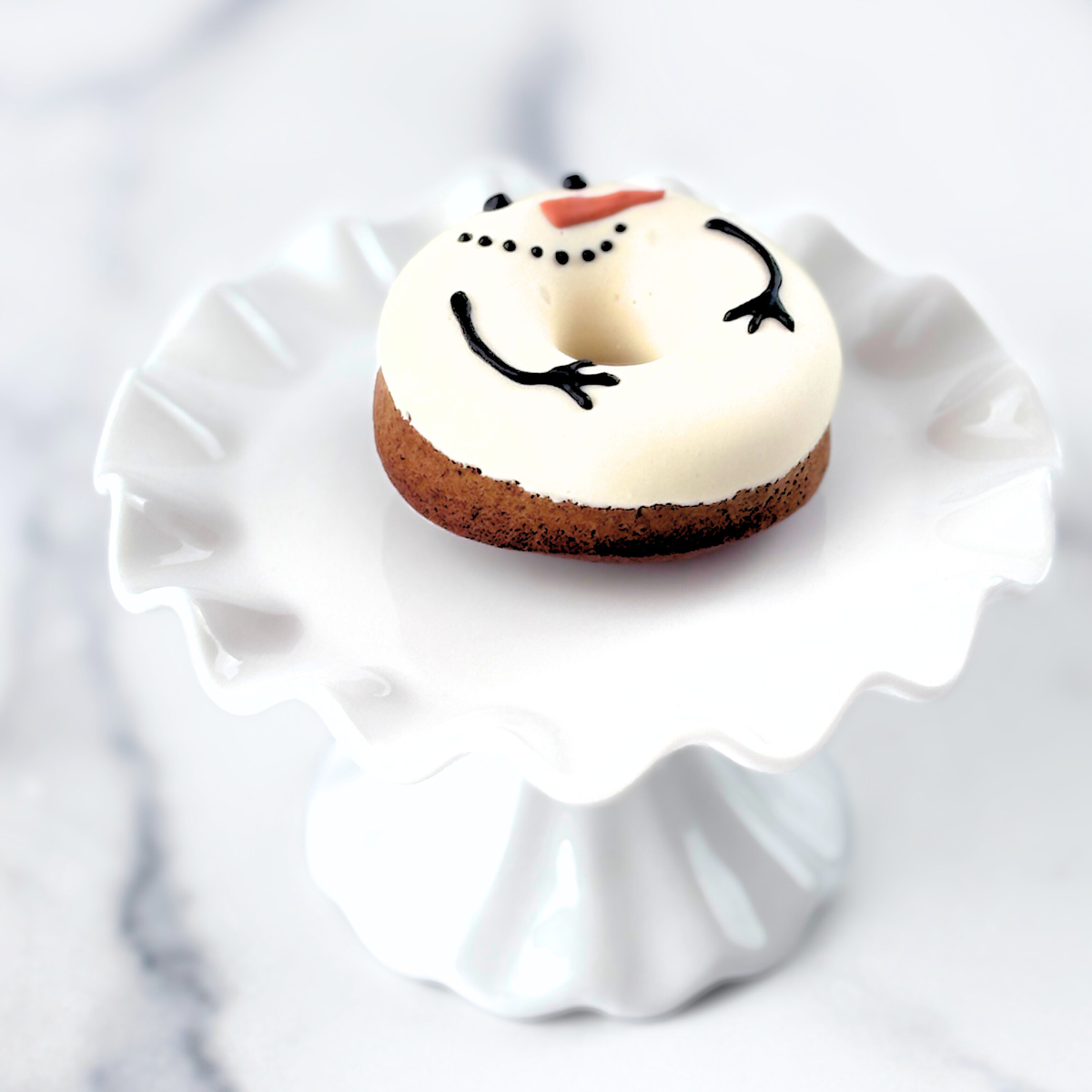 Christmas Donuts for Dogs | Gluten-Free Peanut Butter + Banana Dog Treat Dog Donuts